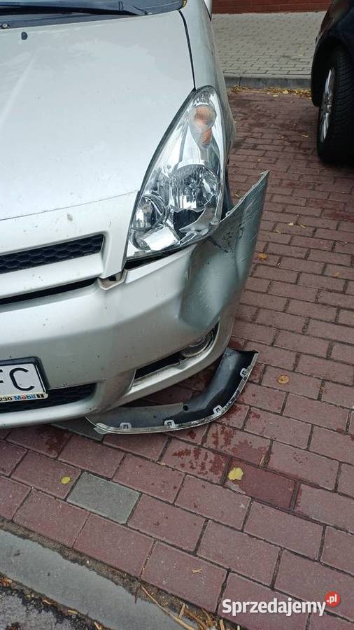 Uszkodzona stłuczce Toyota Corolla Verso Sierpc