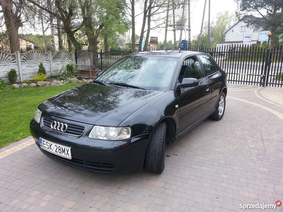 AUDI A3 WARTA POLECIENIA czarny