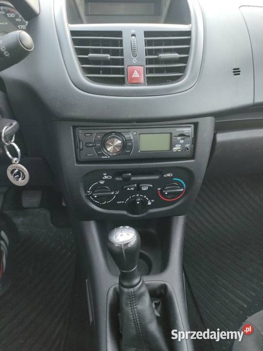 Bezwypadkowy Peugeot 206 2011r55800 lakier metallic Otwock