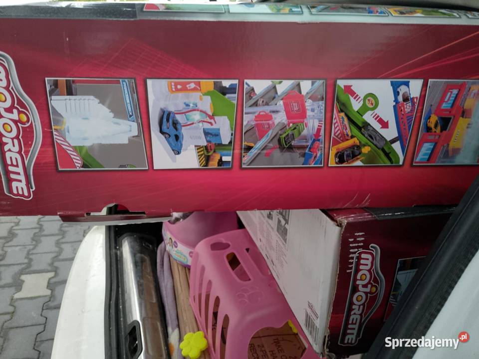 tor duży garaż na zabawki samochody