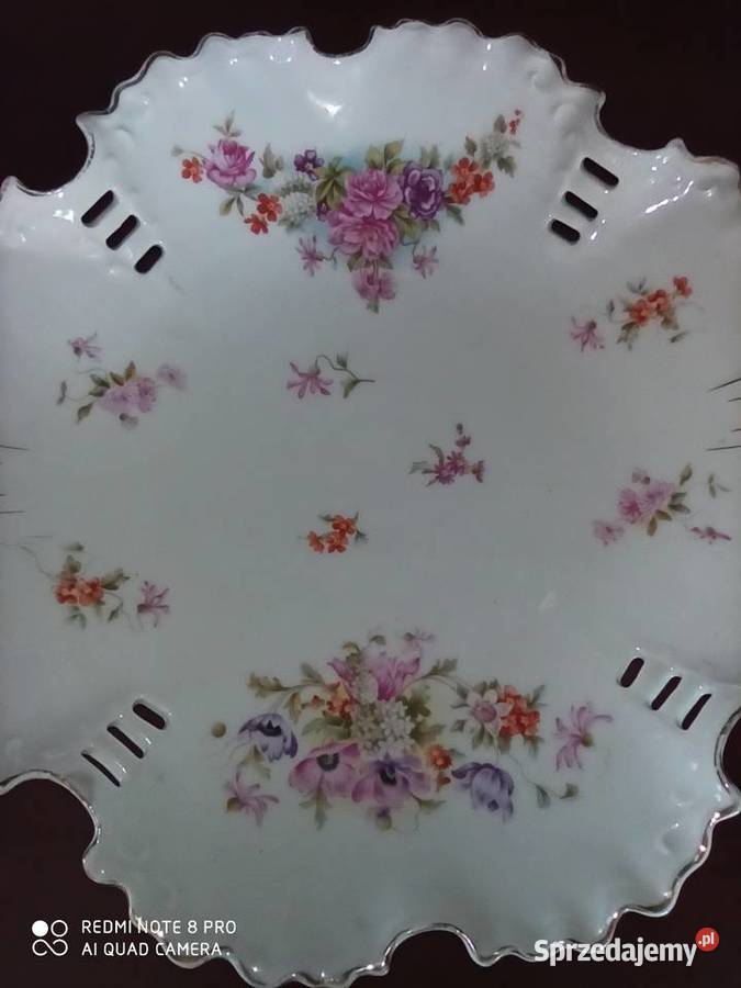 Secesyjna patera z białej porcelany Kwiatuszki Gdańsk