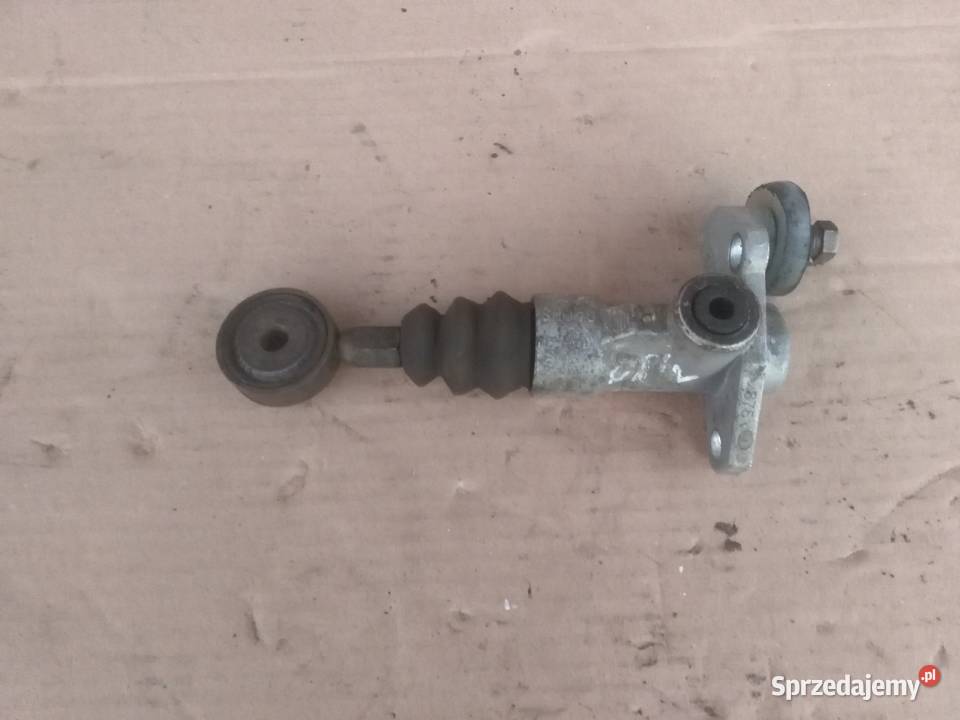 Pompka sprzęgła Audi A4 B5 16 18 B osobowe Motoryzacja pomorskie Czersk