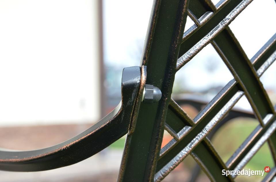 Meble ogrodowe metalowe komplet 6 osób Komplety mebli Breń sprzedam