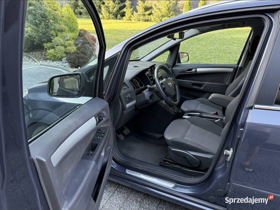 Opel Zafira 16 LPG Mały przebieg 7 osób Rydułtowy