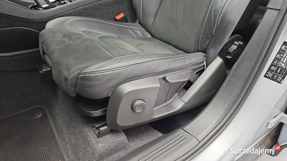 Volvo XC 40 15 T5 PlugIn Hybrid RDesign Z szary Warszawa sprzedam