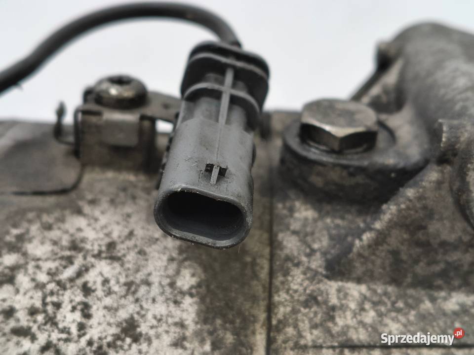 SPRĘŻARKA KLIMATYZACJI Opel Astra J 16 16V Chełm sprzedam