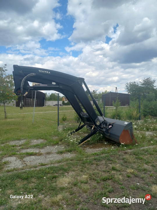 Tur do Valtra T Valtra T ładowacz czolowy Klukowo-Kolonia