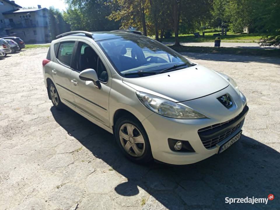 Peugeot 207 2009 16 HDI Dach Panoramiczny Tarnobrzeg