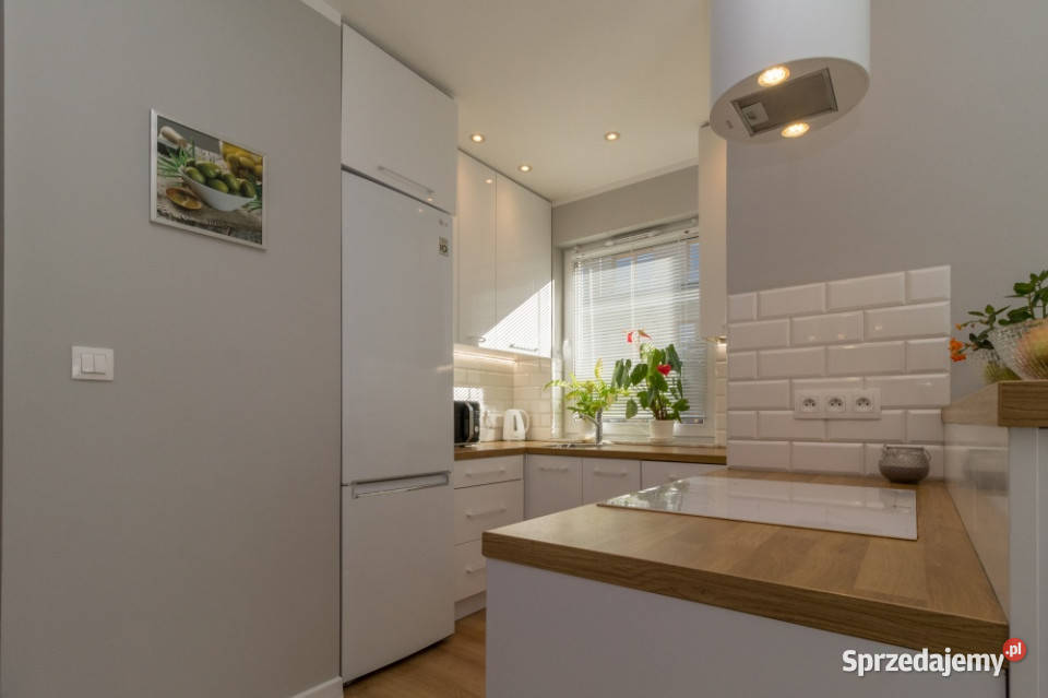 AURORA 4 pokoje 764 m parking w bez prowizji warmińsko-mazurskie Olsztyn