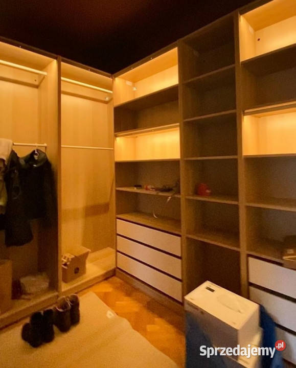 Grochowska stylowe mieszkanie w kamienicy 105 Warszawa