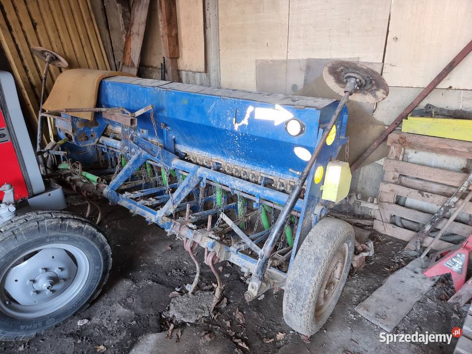 Siewnik zbożowy Poznaniak sprawny Goczałków