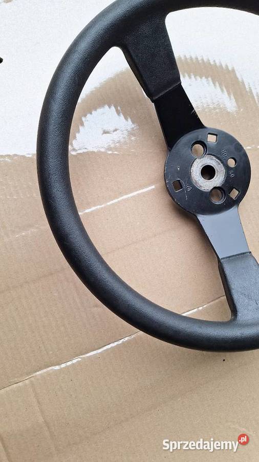 Fiat 126p kierownica FL osłony silnika blachy Środa Wielkopolska sprzedam