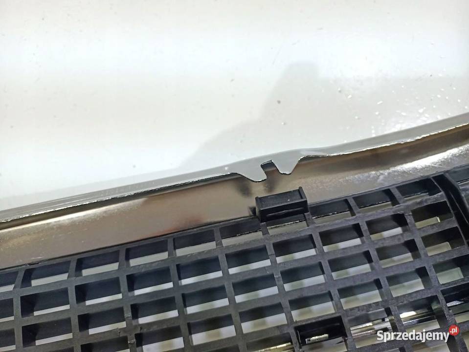 Mercedes CKLASA W202 9301 ATRAPA GRILL PRZÓD Skarżysko-Kamienna