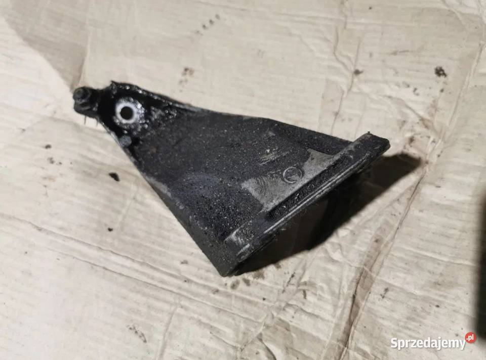 Łapa mocowanie silnika BMW E34 m20 prawa osobowe Żory