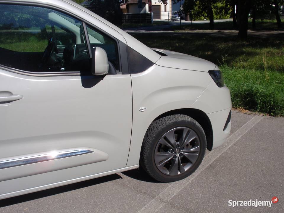 Toyota Proace City Verso Rok produkcji 2020
