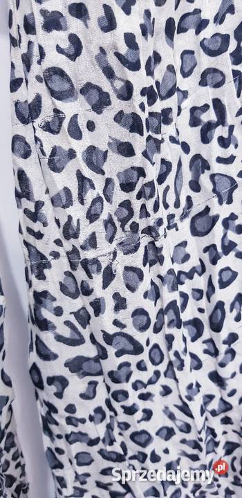 Długi szalik chusta w panterkę z defektem Dodatki Dąbrowa Górnicza sprzedam