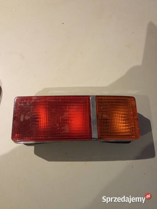 Klosz świateł tylnych fiat 125 p kombi metalowy