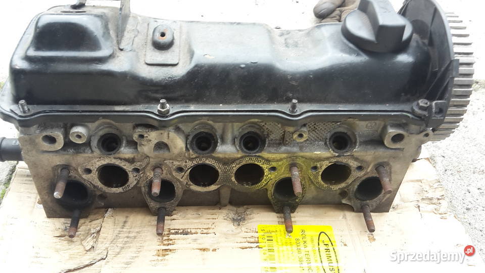 Głowica silnika VW Golf I MK1 18 98 silnika 2H