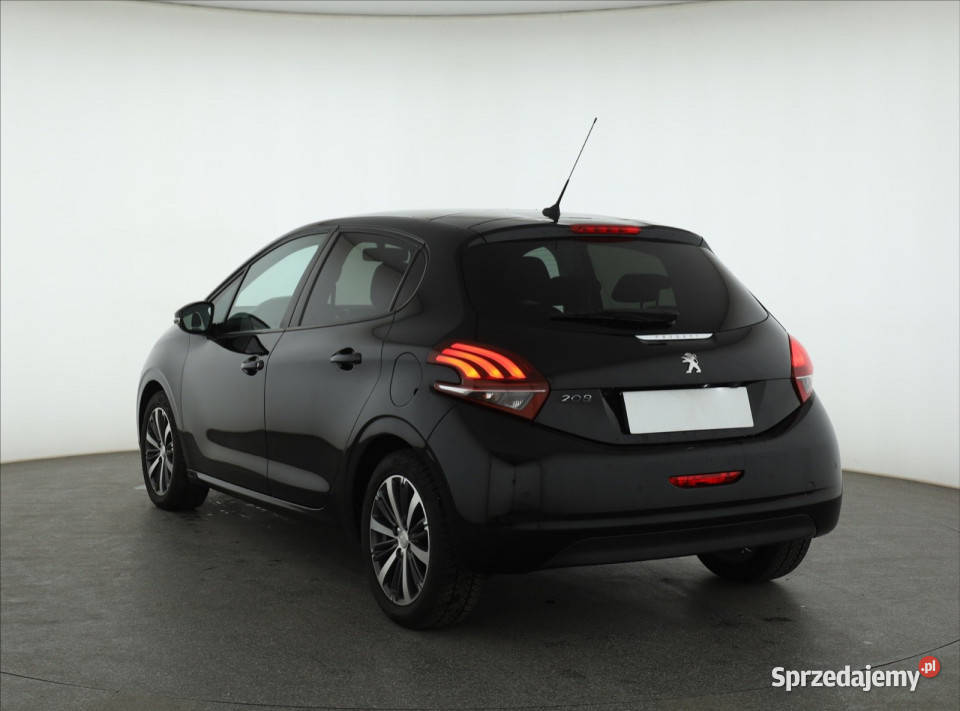 Peugeot 208 12 PureTech przyciemniane szyby sprzedam