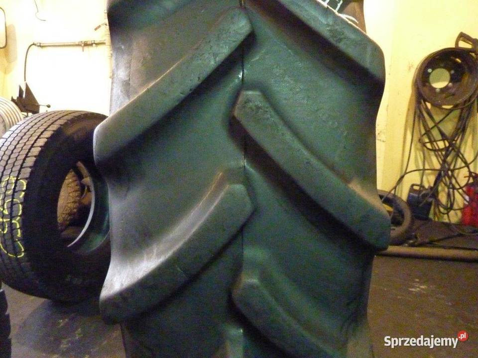 Opona używana rolnicza 46085R42 184R42 GOODYEAR Zaścianki