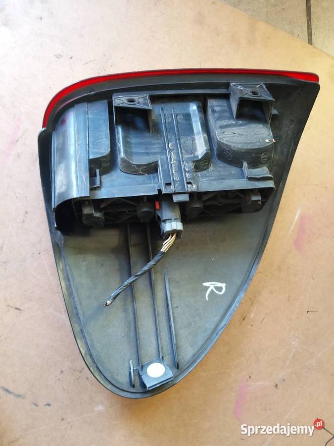 LAMPA TYLNA WERSJA EUROPA CHRYSLER TOWNCOPUNTRY Kawnice sprzedam