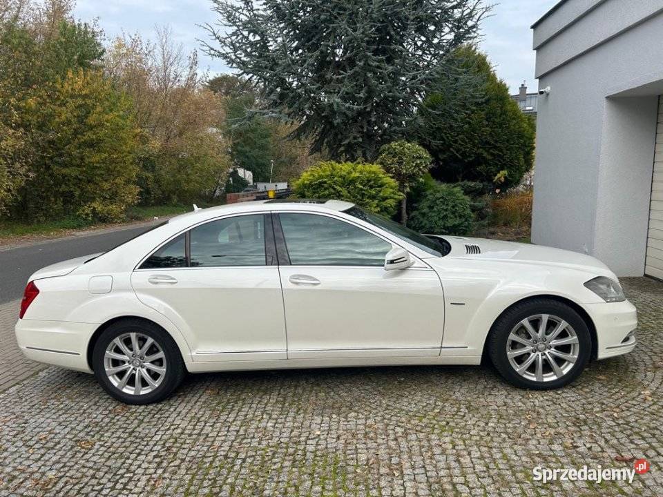 Mercedes S klasa model 221 35 benzyna 306 2011r 3498cm3 Poznań