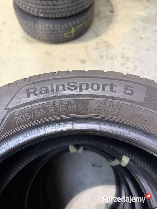 Opony Uniroyal RainSport 20555 R16 Samochodowe sprzedam