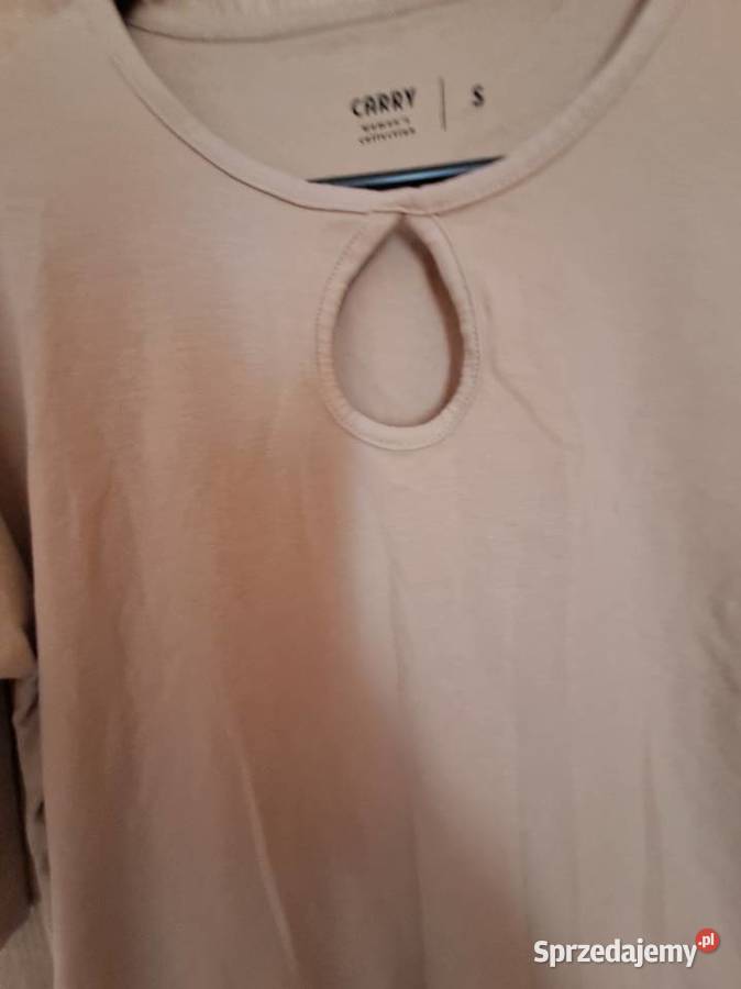 Bluzka z wycięciem w dekolcie Parczew sprzedam