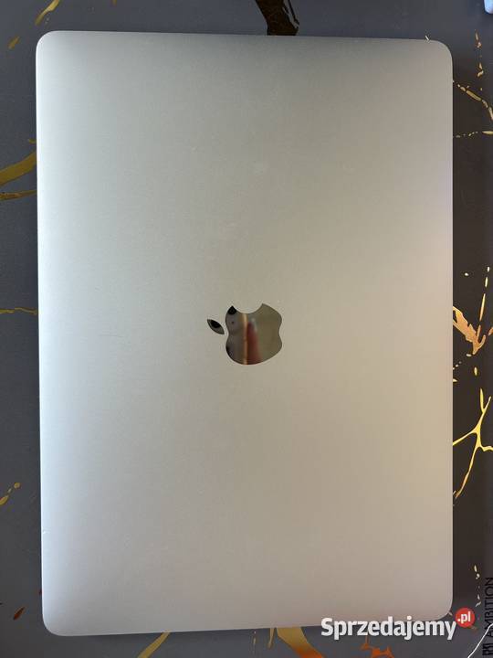 MacBook Air 13 Retina z 2020 roku Intel Core i3 Zakopane