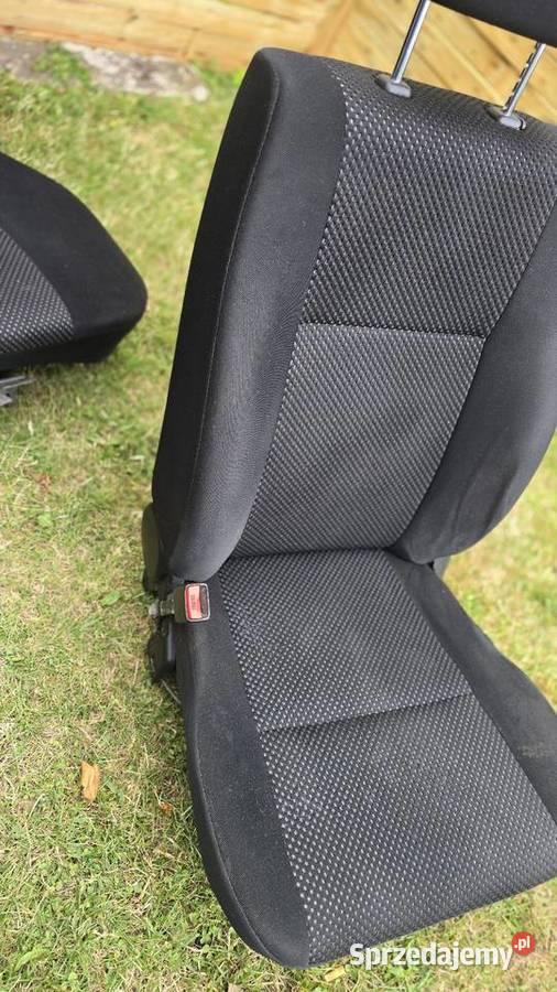 Fotele Fotel Kanapa Zestaw Suzuki Grand Vitara 2 Świdnica