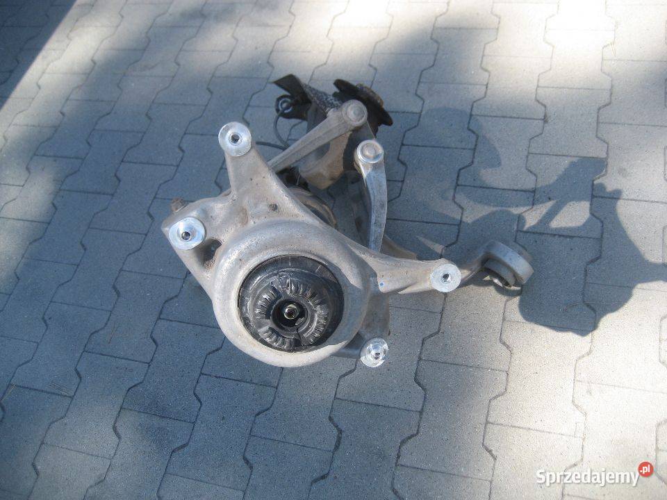 audi a4 b8 a5 18 tfsi zwrotnica przód prawa wielkopolskie Rakoniewice
