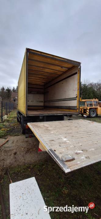 MAN L200 z windą Grębocice