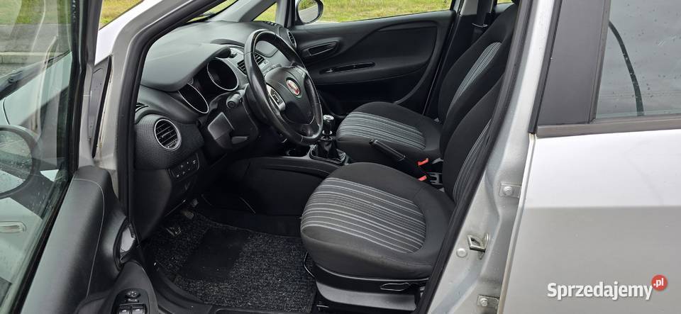Fiat Punto EVO 12 BlueMe Bluetooth Klimatyzacja Rok produkcji 2011 Andrespol