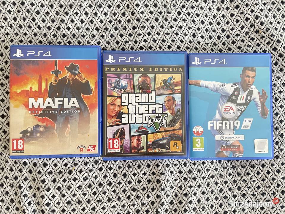 Sprzedam PlayStation 4 Pro 1 TB Świdnica