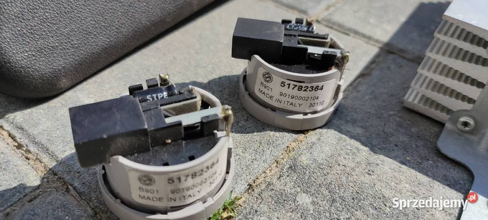 Części Fiat OE głośniki tweeter subwoofer pedały Rok produkcji 2011 Bielsko-Biała
