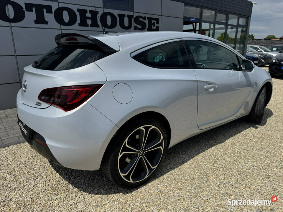 Opel Astra GTC 14 Innovation xenon 94 przebieg J 94000km