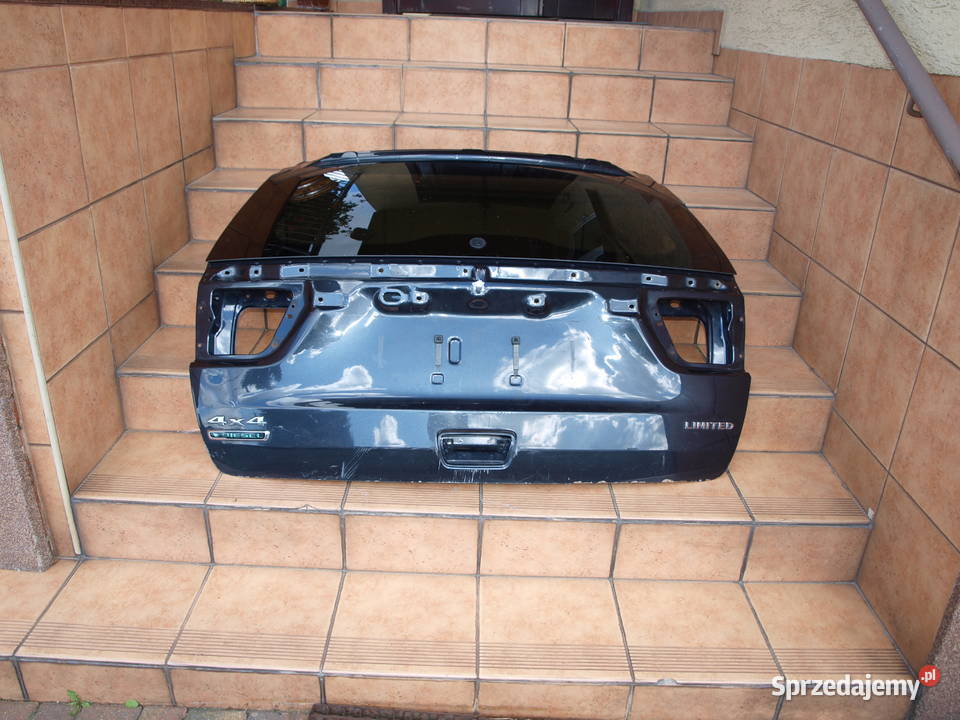 Jeep Grand Cherokee klapa tył z szybą 2010 2013r Klapy bagażnika Kalisz