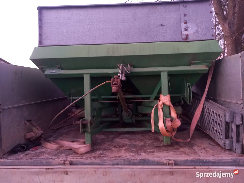 rozsiewacz do nawozu lely