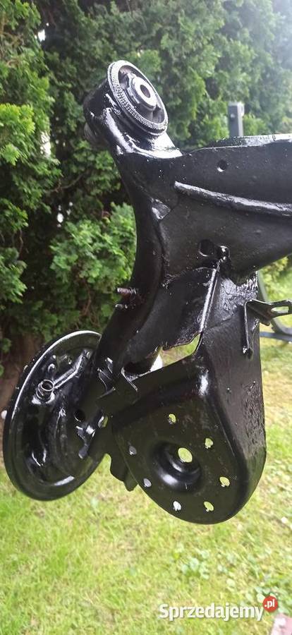 Honda Civic VIII 20062011tylna belka Brzeszcze