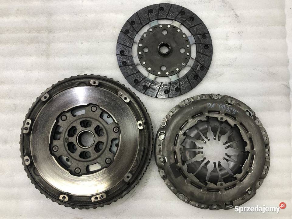 SPRZĘGŁO KOMPLETNE DWUMAS 302100495R DUSTER I 12 osobowe