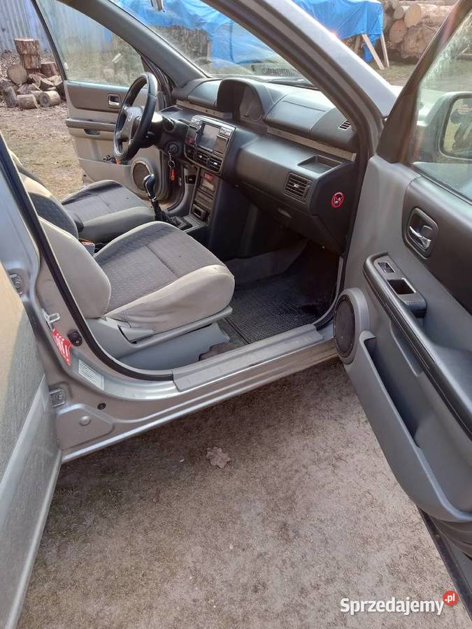 Nissan Xtrail t30 44 Lipusz