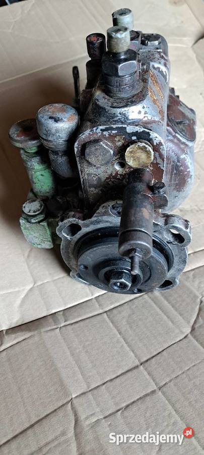 Pompa wtryskową Ursus C325 C328 Pozostałe Łapy