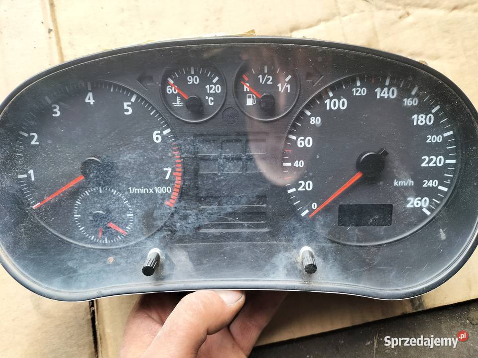 AUDI A3 8L 18 LICZNIK ZEGARY 8L0919860A Kamień-Kolonia