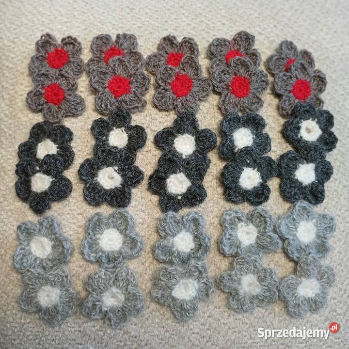Kwiatki szydelkowe aplikacja kotylion