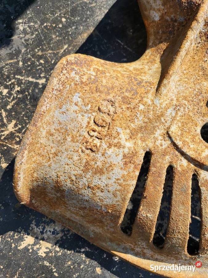 SIEDZENIE TRAKTOR ŻELIWO URSUS LANZ PORSCHE FORD