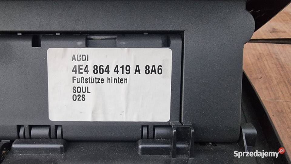 Podnóżek tylny Audi A8 4H Long 4E4864419A 8A6 Pozostałe