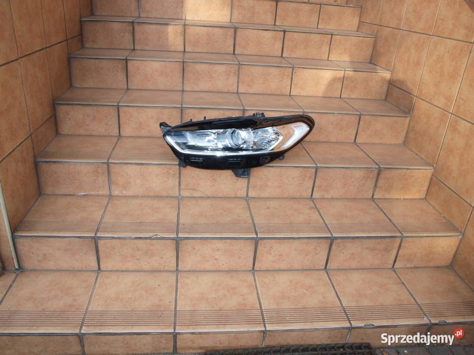 Ford Mondeo Mk5 lampa lewa przód zwykła europa wielkopolskie Kalisz