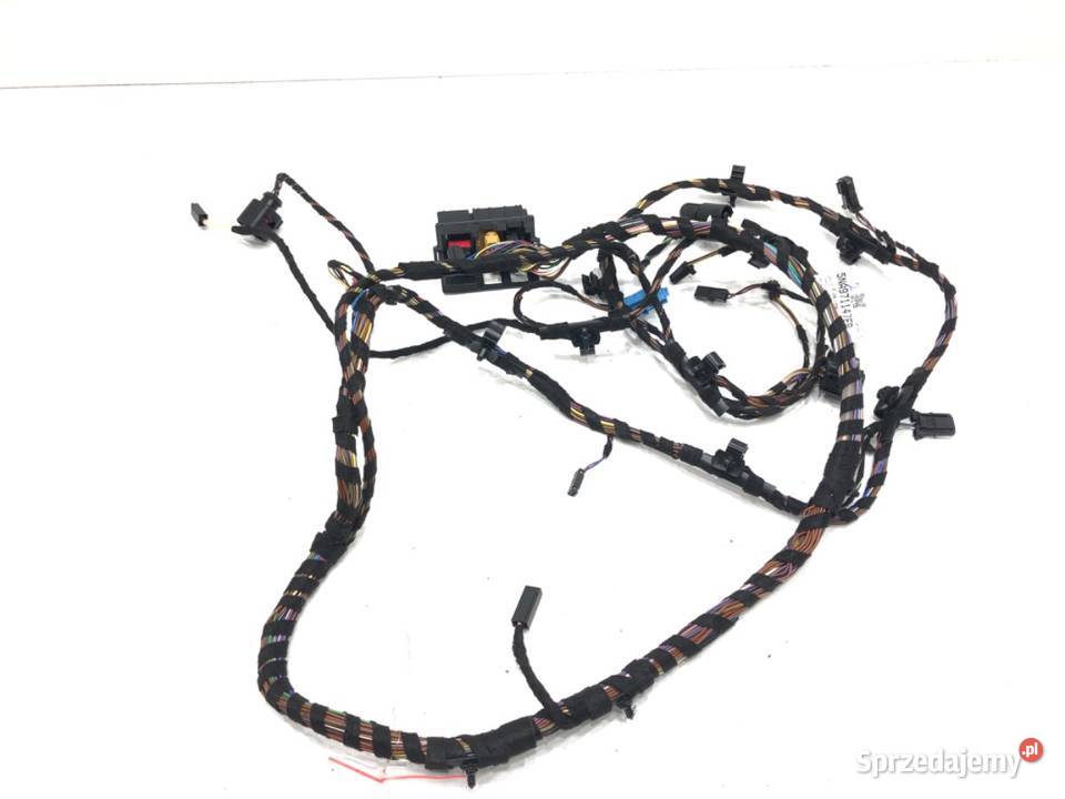 WIĄZKA KLAPY VW TIGUAN 5NA971147EB 20 190 osobowe