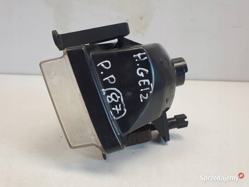 Hyundai Getz PRAWY PRZEDNI HALOGEN przód Rudka