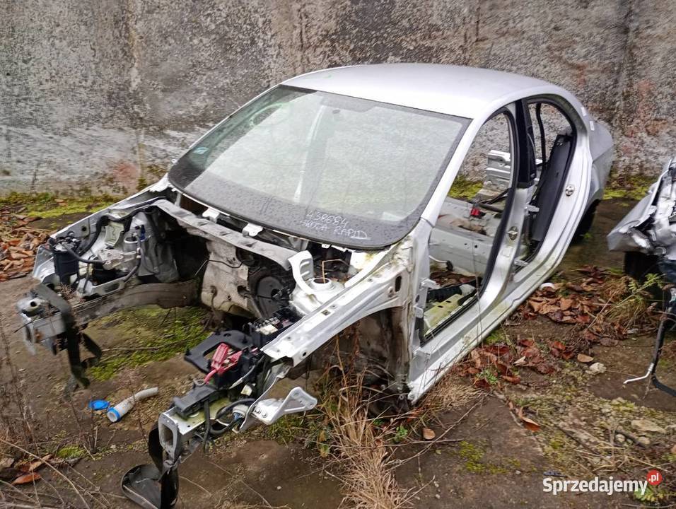 KAROSERIA ĆWIARTKA BŁOTNIK PRÓG DACH PODŁUŻNICA sprzedam